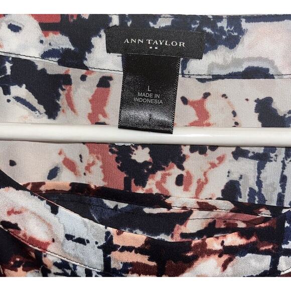 Ann Taylor Top Womens Size Large Tank Sleeveless White Navy Graphic Geometric - Picture 2 of 3